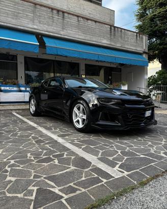 Chevrolet Camaro 6th Gen 50th Anniversary 2.0 1LT
