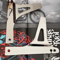 Piastre Sissy Bar Dyna 06-17
