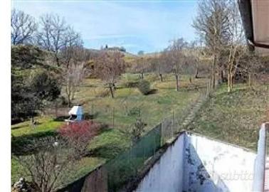 Immobile in asta di 2291 m² a Urbino