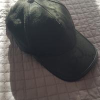 cappellino gucci