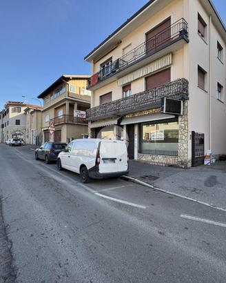 NEGOZIO A GUSSAGO