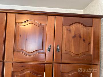 Armadio a 5 ante in legno massello