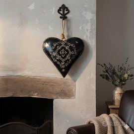 Cuore Decorativo in Metallo Nero Vintage - Stile F