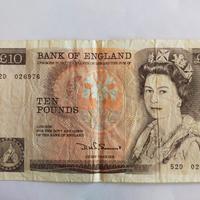 10 pound inglesi 