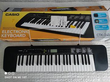 pianola casio CTK 240