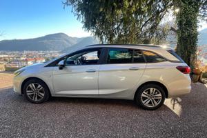 Opel Astra Sports Tourer