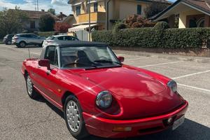 alfa romeo spider duetto