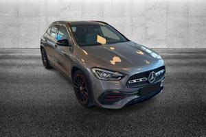 MERCEDES-BENZ GLA 200 Automatic Premium