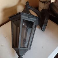 Lampade a muro da esterno e lampioncini da terra