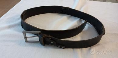 Cintura in vero cuoio nero con borchie decorative
