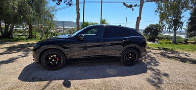Alfa Romeo Stelvio q4 209 cv