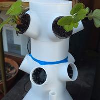 🌱 Sistema di coltivazione idroponica verticale 