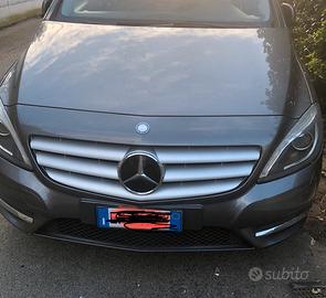 Mascherina anteriore mercedes classe b