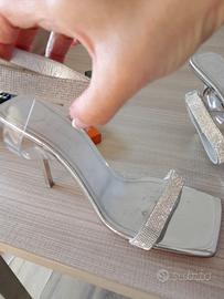 sandali Amina Muaddi