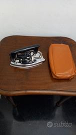 Ferro da stiro da viaggio vintage