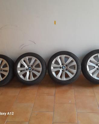 Cerchi originali Bmw R17 gommati P7  225