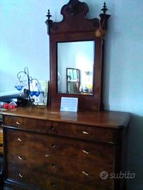 comò antico in mogano con specchiera 