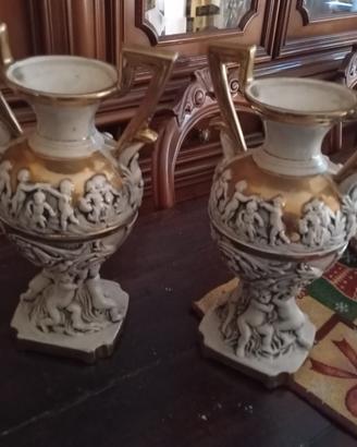 Coppia di vasi Capodimonte