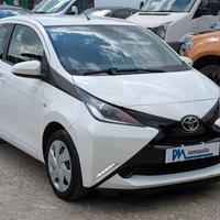 TOYOTA Aygo 1.0cc 69cv AUTOMATICA RETROCAMERA BL