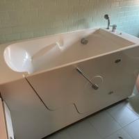 Vasca anziani e disabili