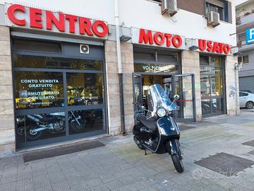 Piaggio Vespa 250 GTS