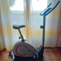 Cyclette magnetica verticale certificata TÜV 