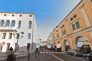 Treviso centro - stanza singola libera da subito