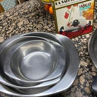 3 ciotole, 2 vassoi e una bistecchiera IMCO