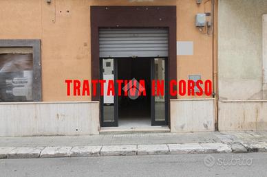 NEGOZIO A BRINDISI