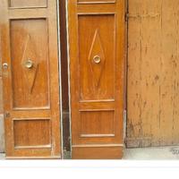 Porta in legno artigianale