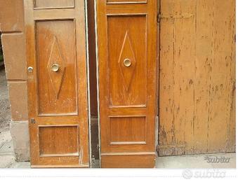 Porta in legno artigianale