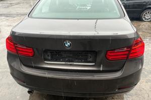 Baule (senza fanali) BMW 320 F30 berlina 2016