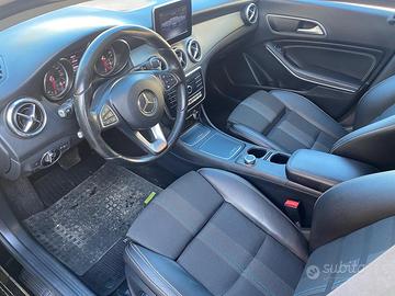 MERCEDES CLA 200 d AUTOMATIK IMPECCABILE GUARDA