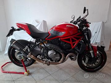 Ducati Monster 821 +