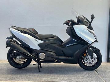 KYMCO AK 575 PREMIUM