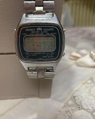 Orologio Orient Quartz Digital