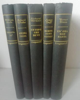 Libri d'epoca da collezione con copertina in tela