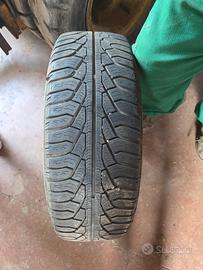 Gomme + cerchi in lega 185/60 R15 Uniroyal 