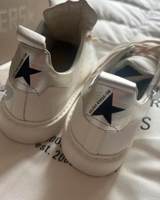 Golden goose
