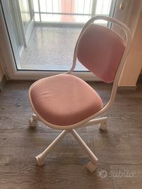 Sedia ikea rosa