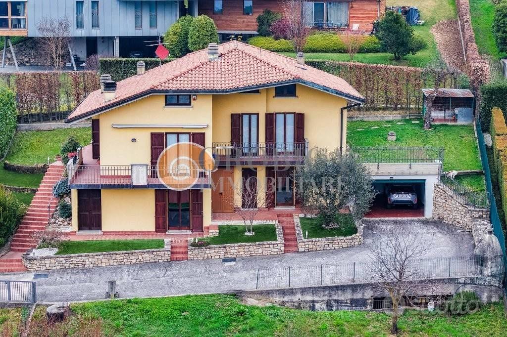 Casa – Ponteranica, Castello della Moretta - Vista 2