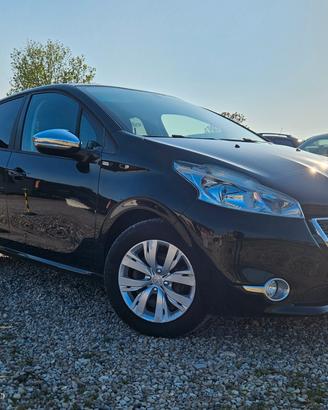 Peugeot 208 NEOPATENTATI PREZZO FINALE E REALE