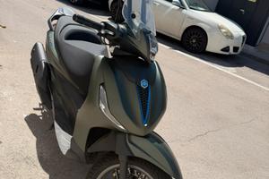 Beverly 400 S nuovo 700km