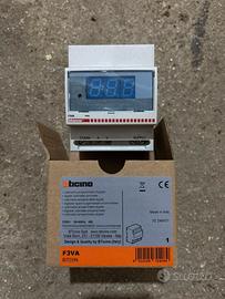 BTicino - Voltmetro/amperometro digitale DIN35