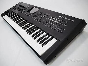 YAMAHA MOTIF XF6 + supporto + sgabello