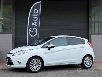 FORD Fiesta 1.4 TDCi 68CV 5 porte Titanium