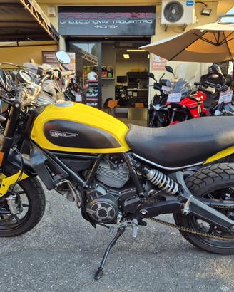 Ducati Scrambler 800 Icon