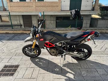 Aprilia Dorsoduro 750 Factory