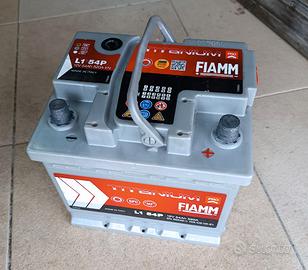 Batteria auto appena Desolfatata, 54Ah.