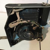 Macchina fotografica NAGEL VOLLENDA del 1934